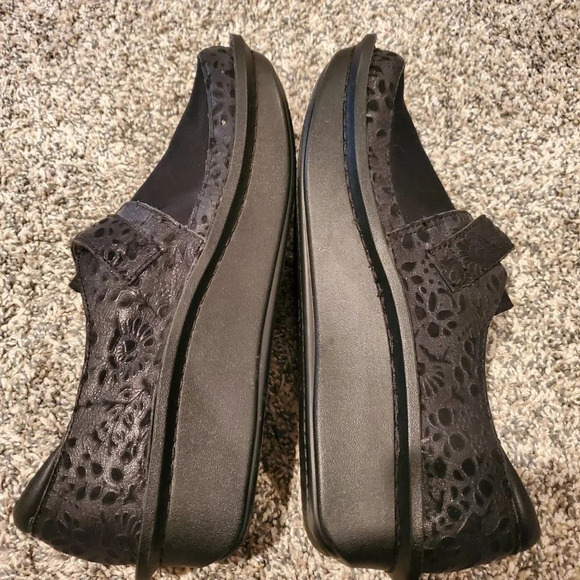 Alegria PG Lite Embossed Black Leather Slip On Shoes 38/8-8.5 - Picture 5 of 7